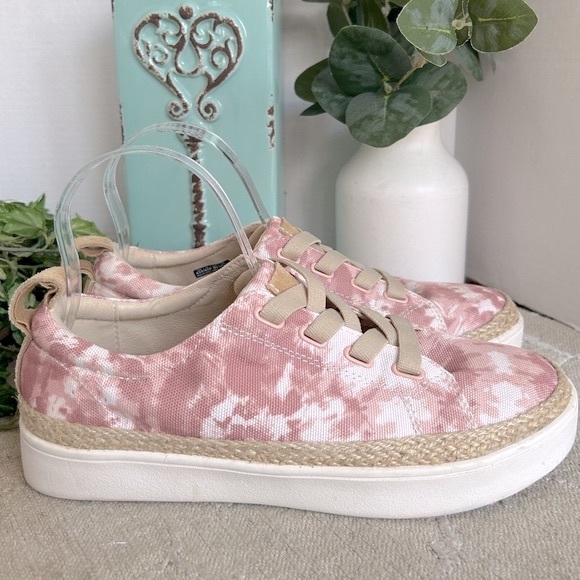 Shoes - SPENCO Orthotic Pink & White Tie Dye Comfort Malibu Sneaker  Size 8.5